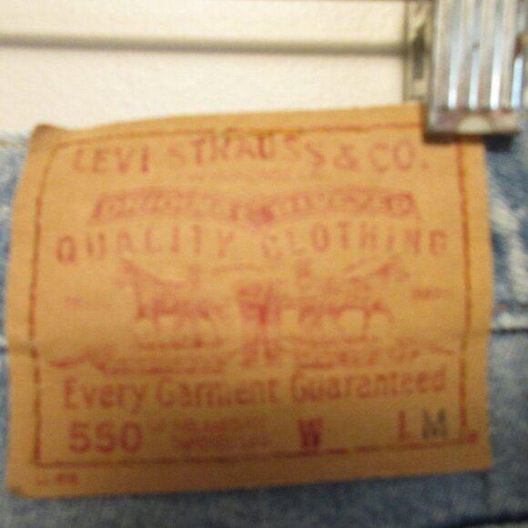 Womens Levis 550 Tapered Light Wash Relaxed Fit Size 14 Vintage Made in Columbia - Picture 6 of 8